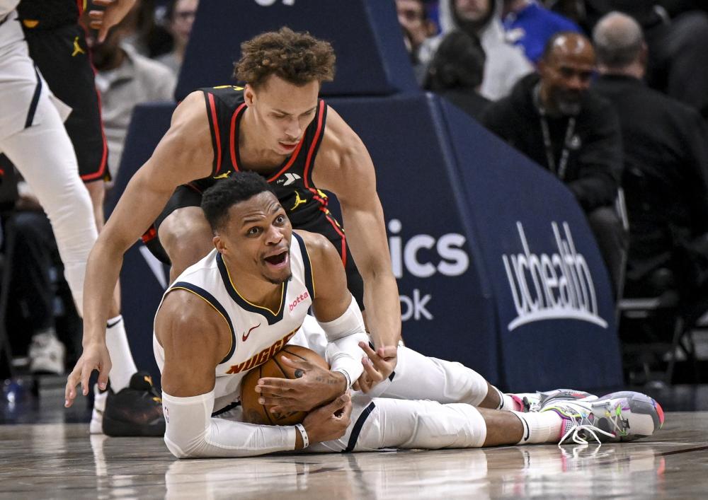 反观一些依 反观一些依