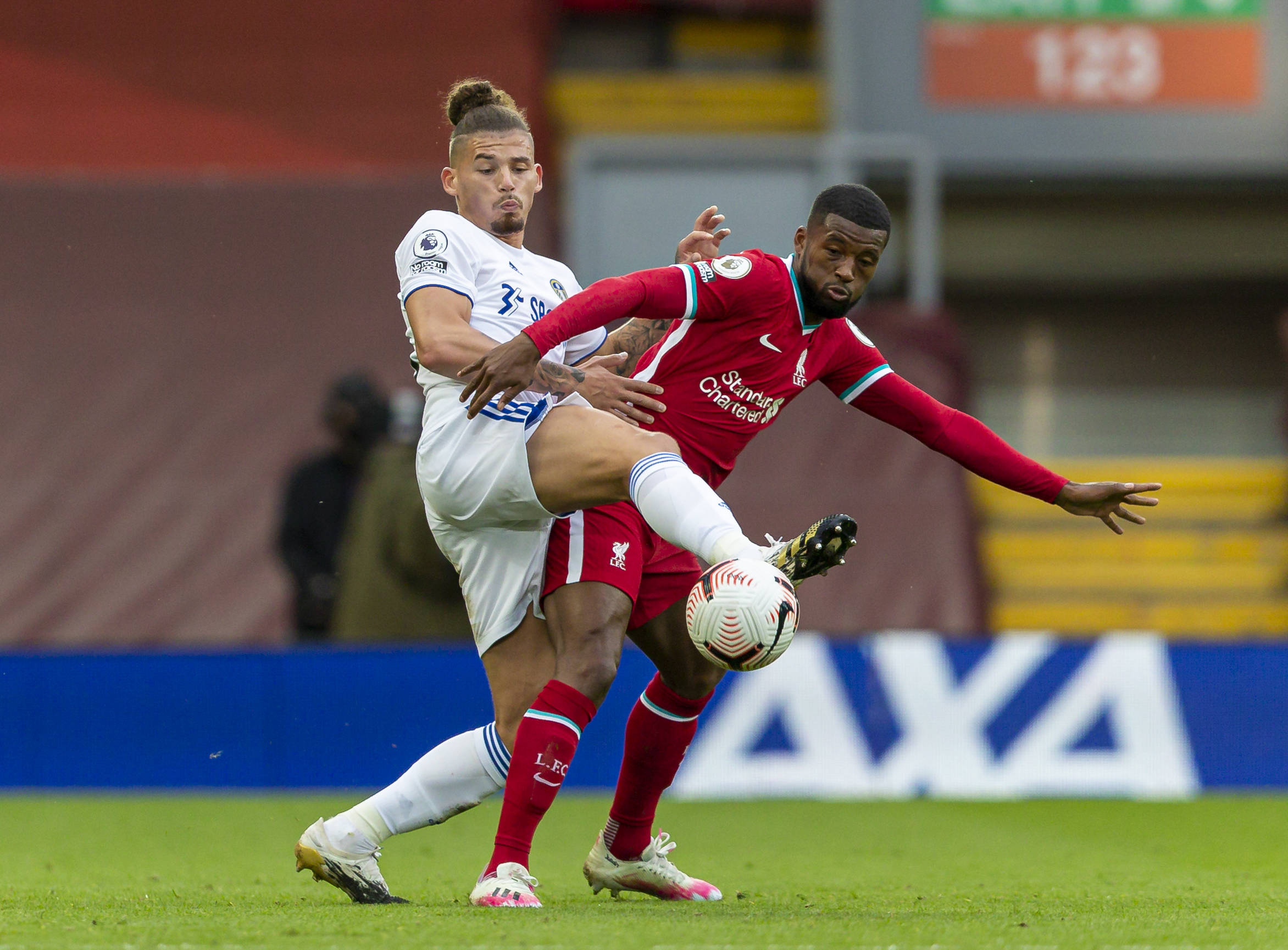 但其背后的 但其背后的