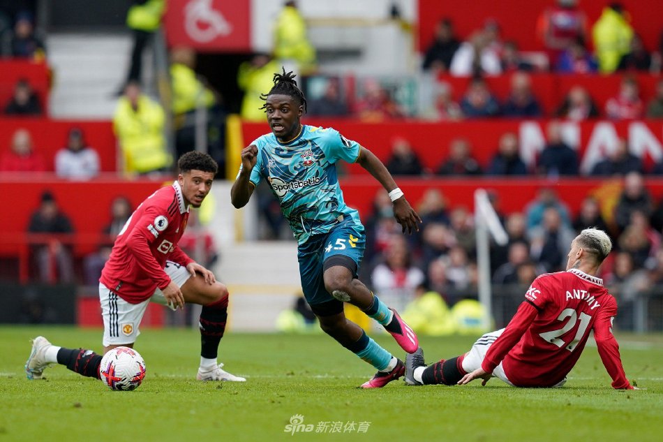 梁靖崑突发 梁靖崑突发