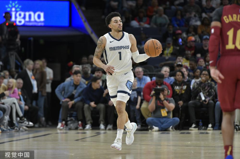 产生连锁反 产生连锁反